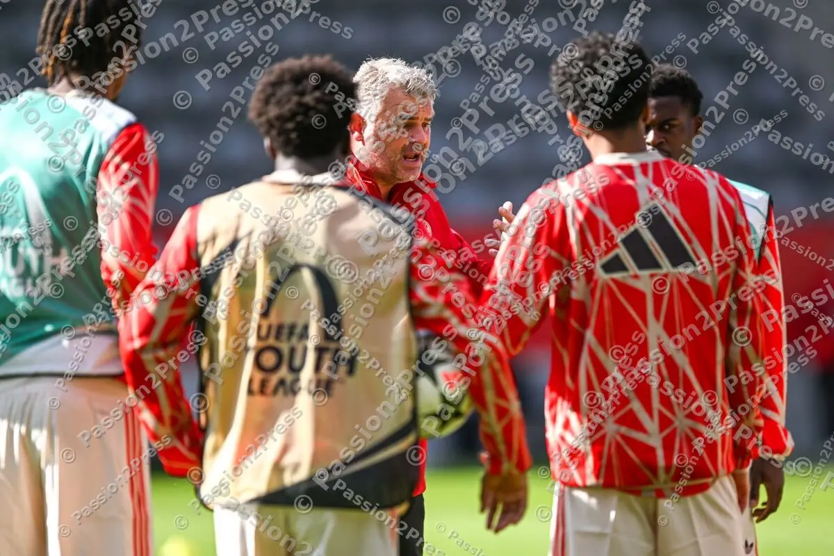 FCBDZU19_20240917_0239