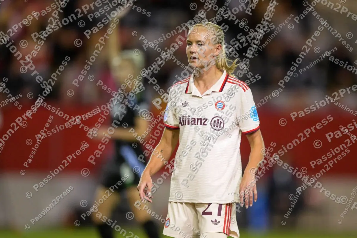 FCBFAWFC_20241009_0773