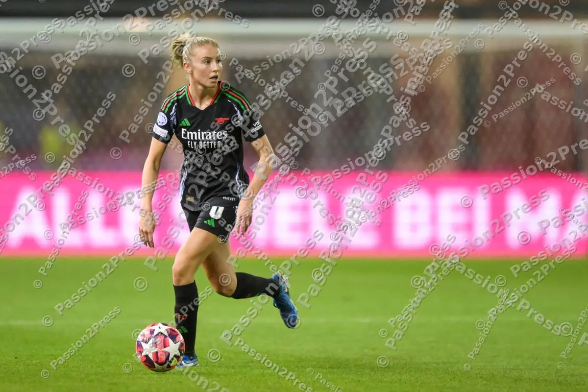 FCBFAWFC_20241009_1083