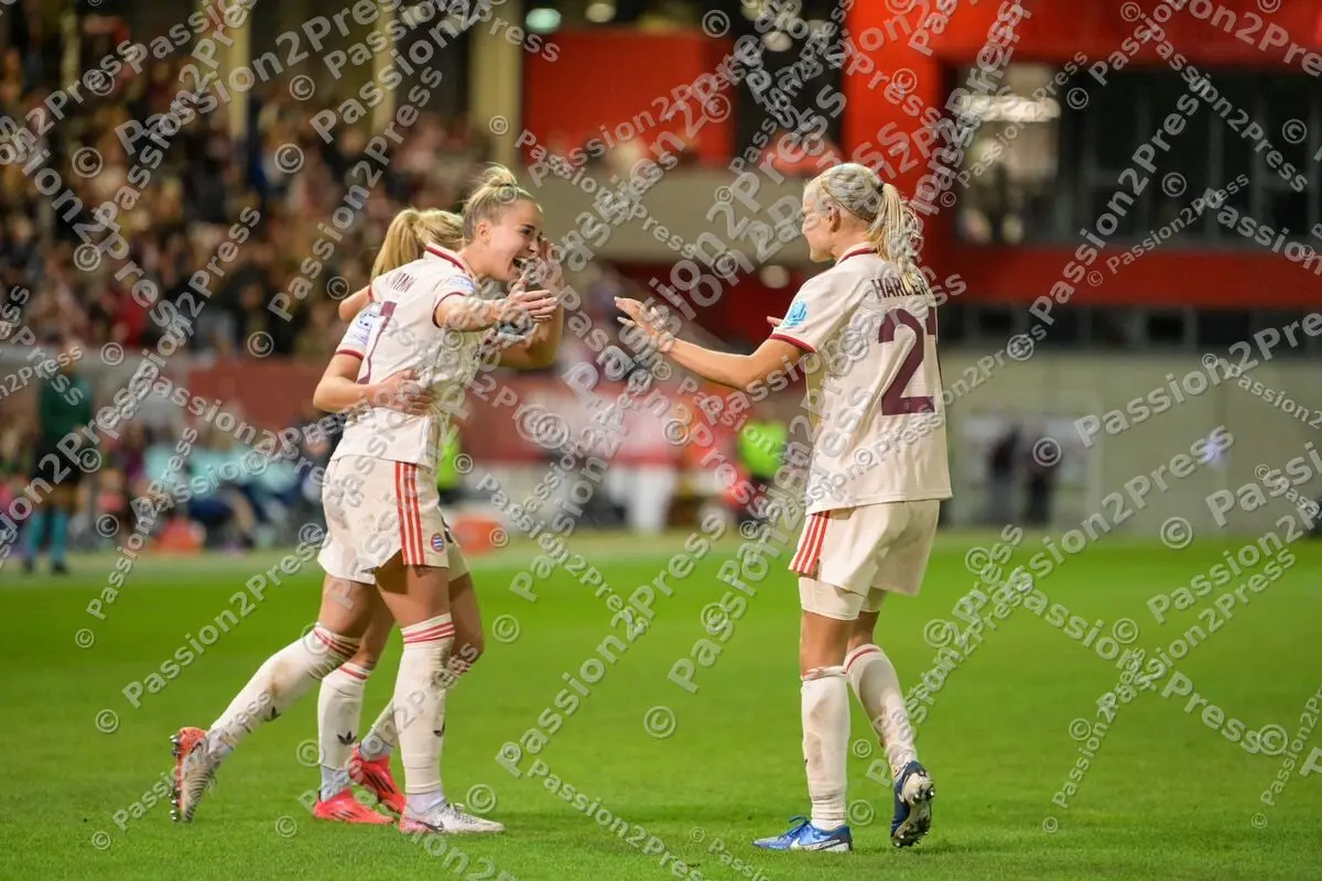 FCBFAWFC_20241009_2269