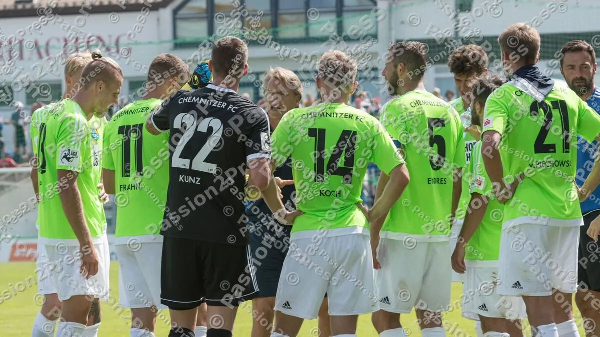 mf_UHGCFC_20170826_0072