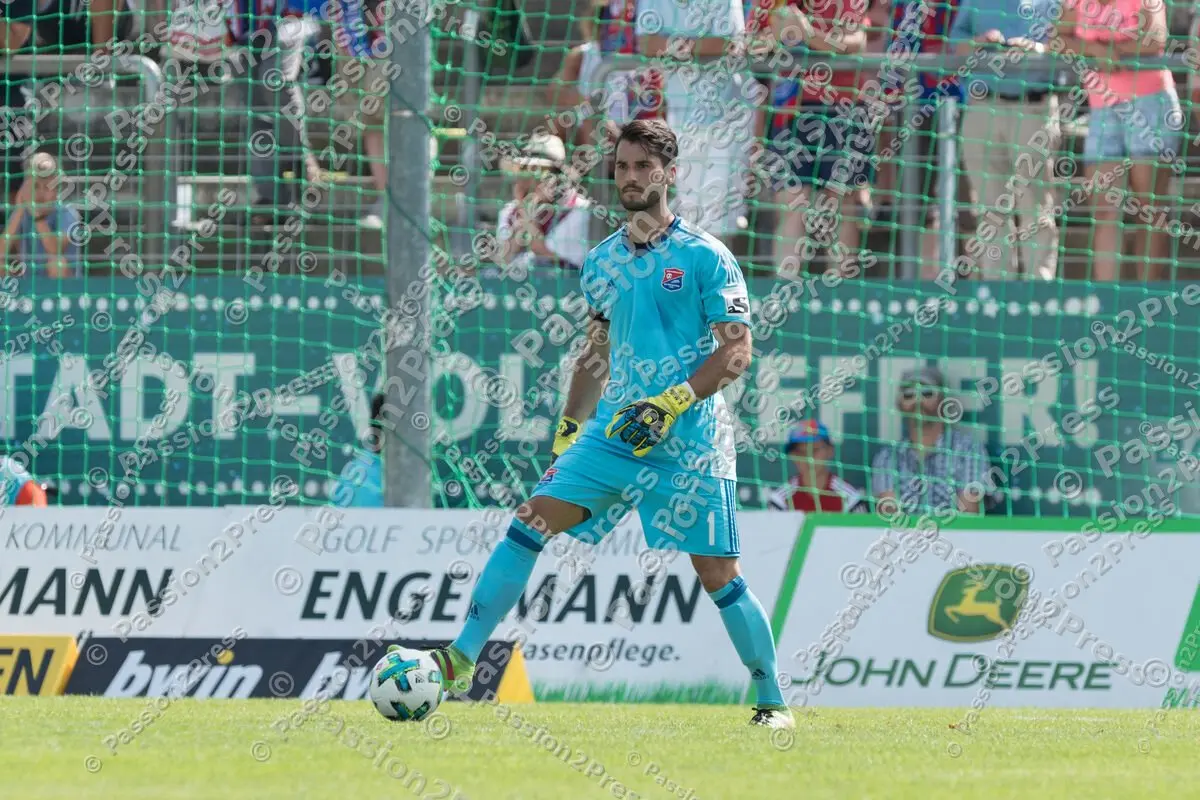 mf_UHGCFC_20170826_0312