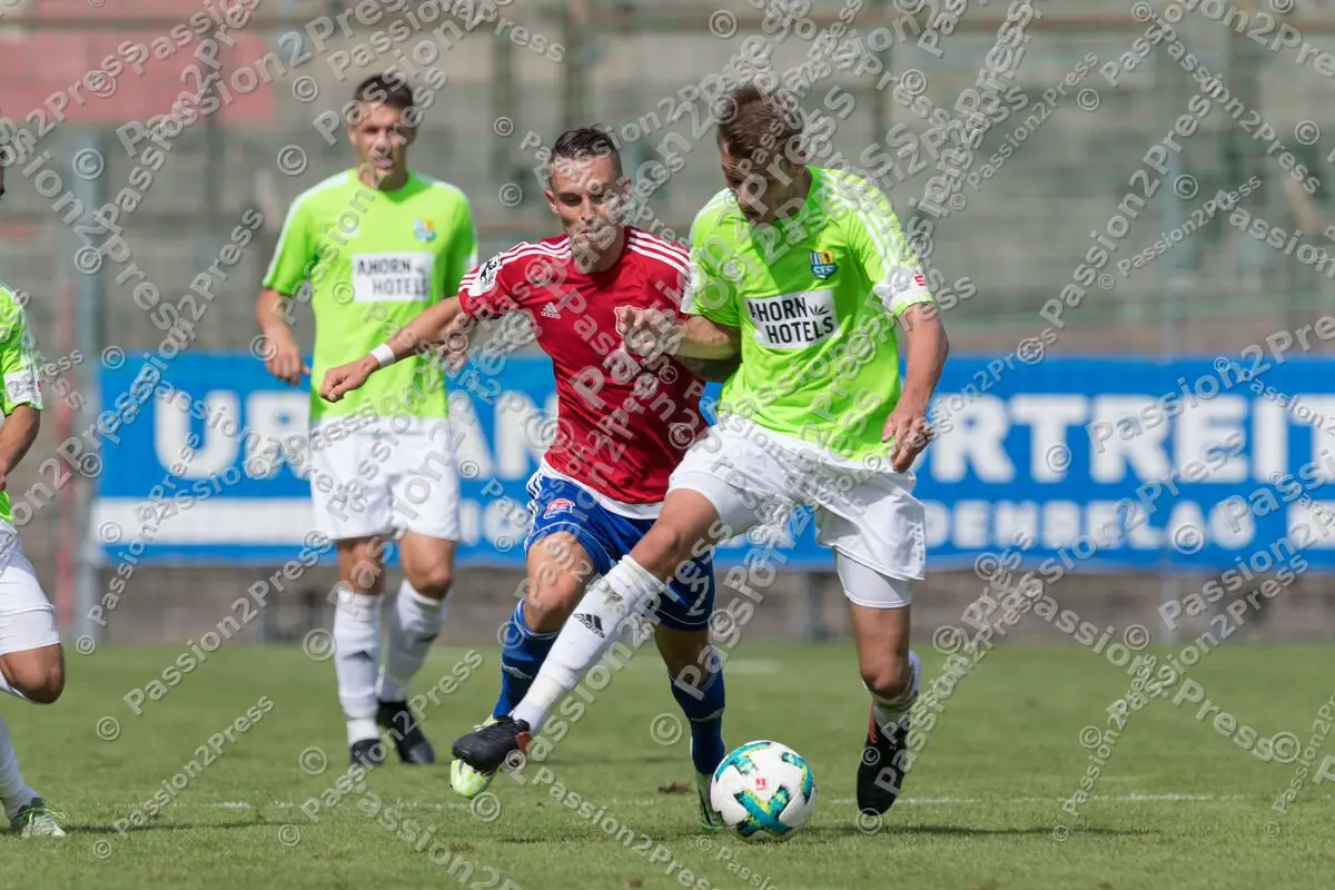 mf_UHGCFC_20170826_0626