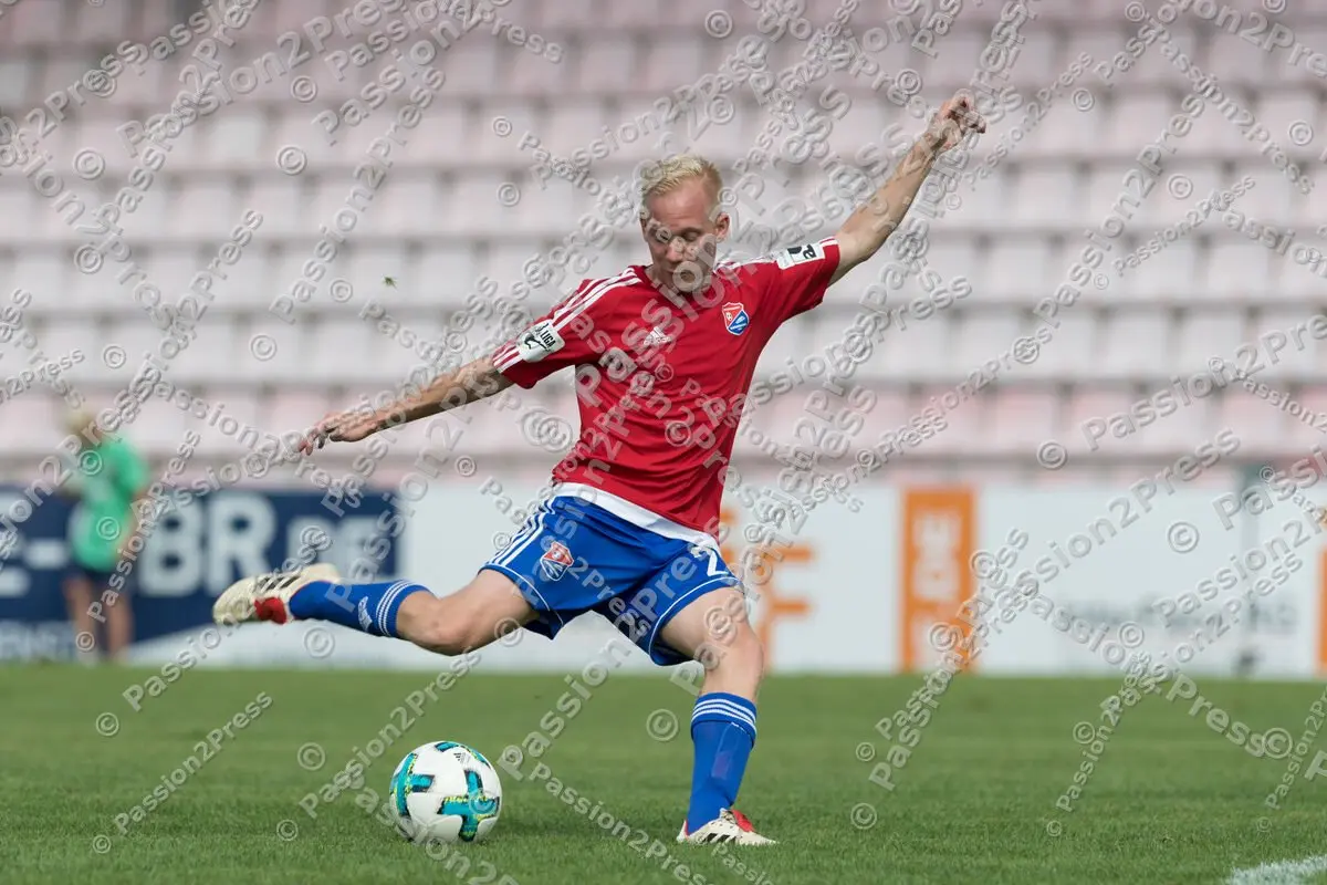 mf_UHGCFC_20170826_0728