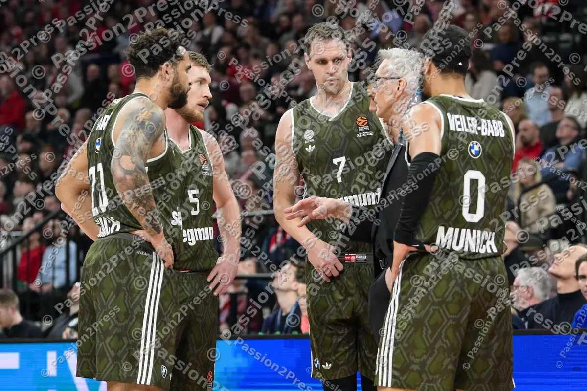 FCBBVIL_20250206_0757