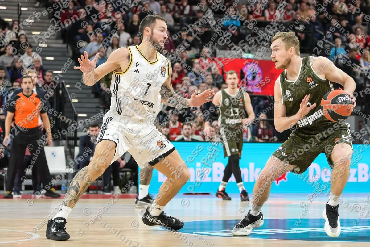 FCBBVIL_20250206_1486