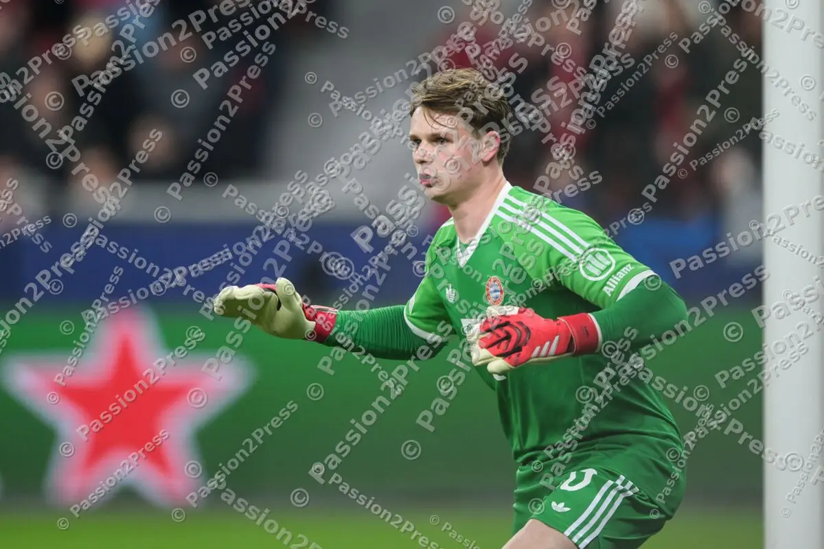 B04FCB_20250311_1858