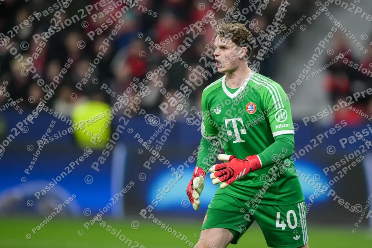 B04FCB_20250311_2112