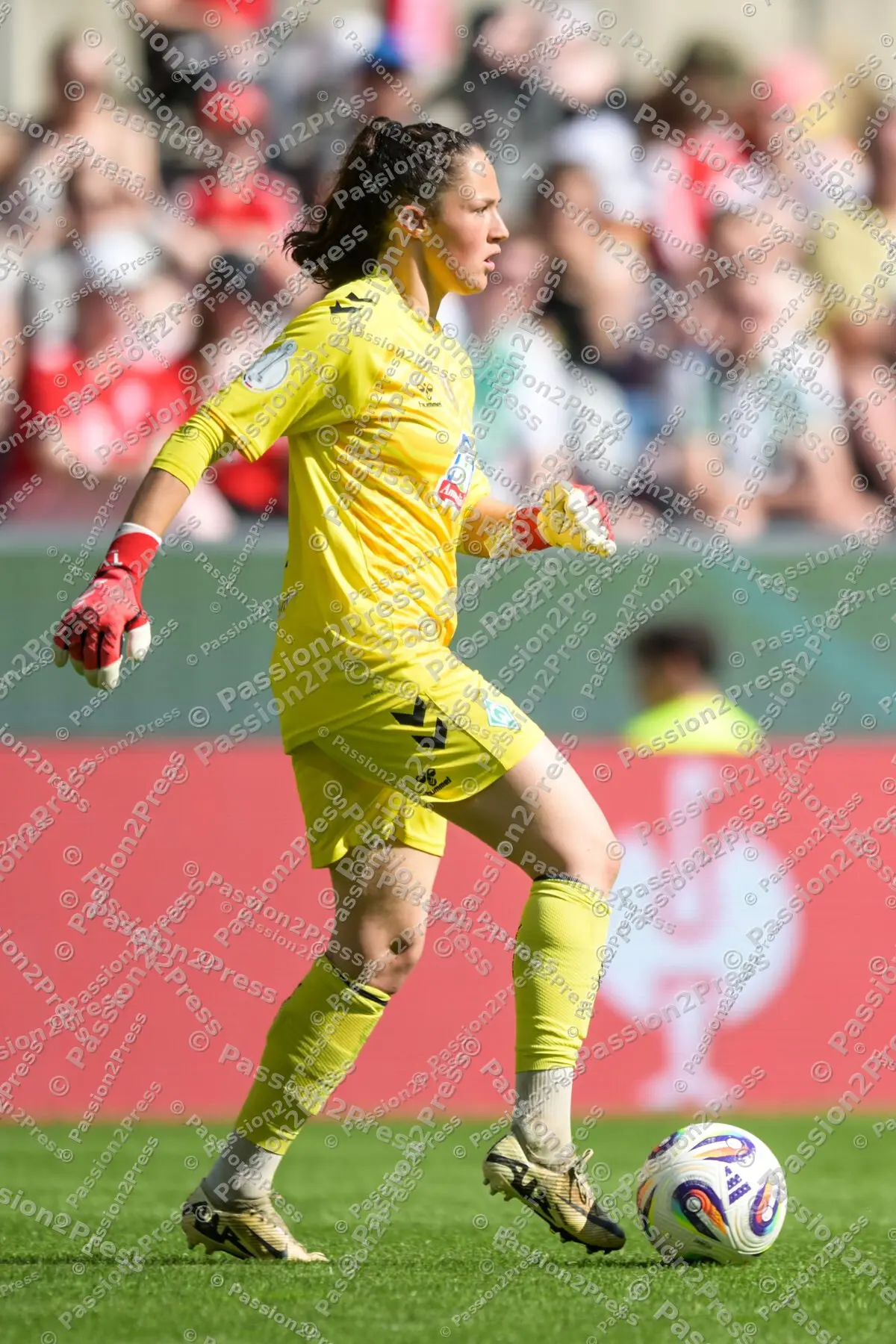 FCBFSVW_20250501_1942
