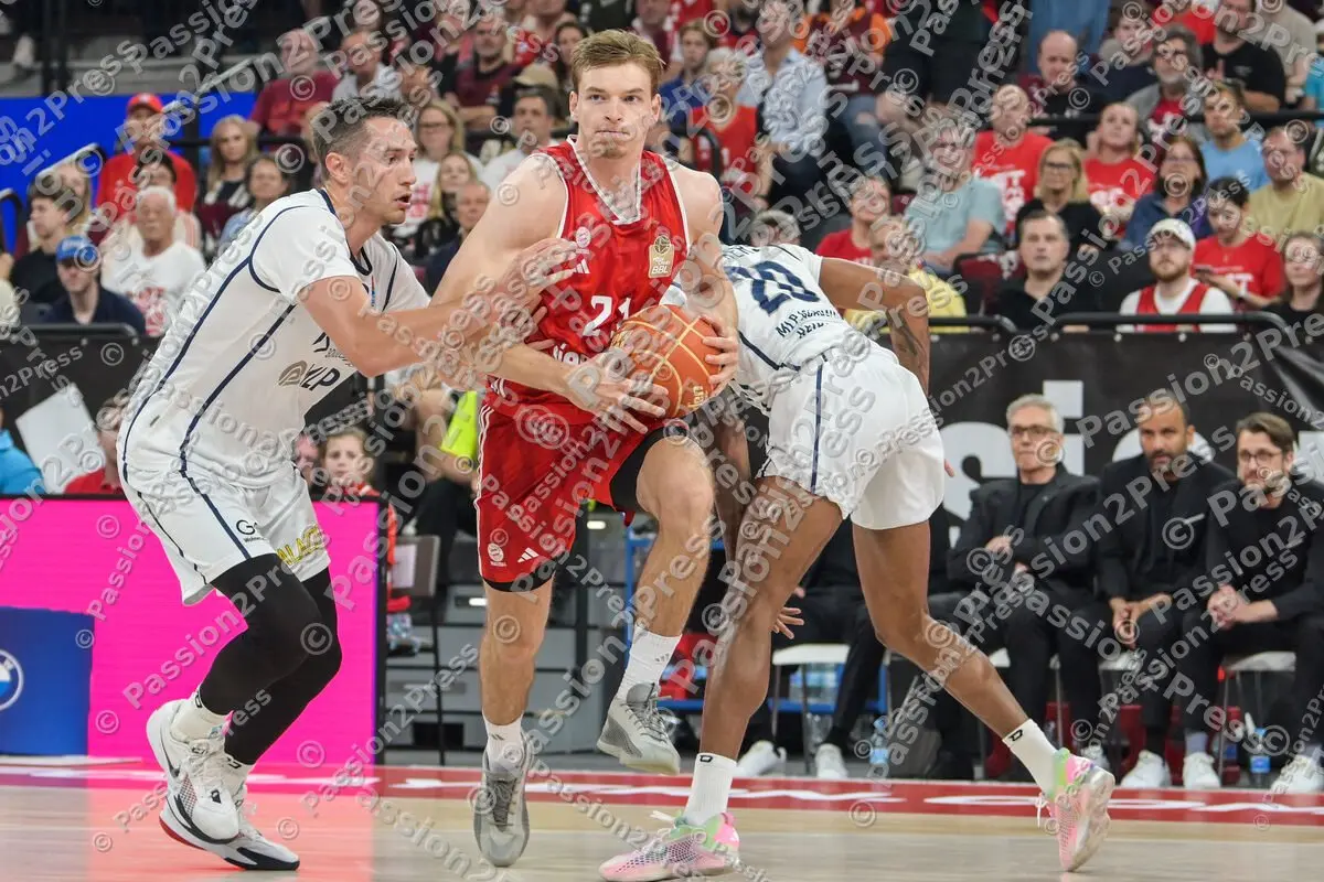 FCBBHDB_20250601_0466