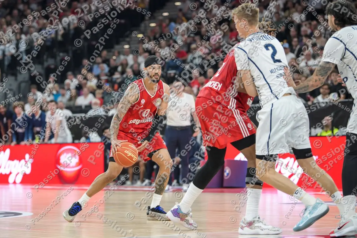 FCBBHDB_20250601_0880