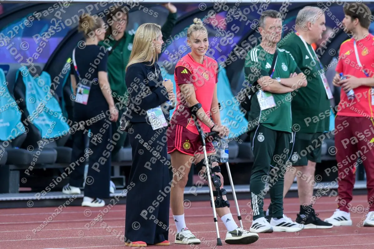 SWEGER_20250712_0377