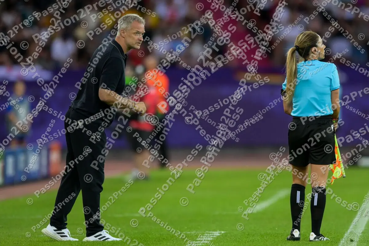 SWEGER_20250712_1182