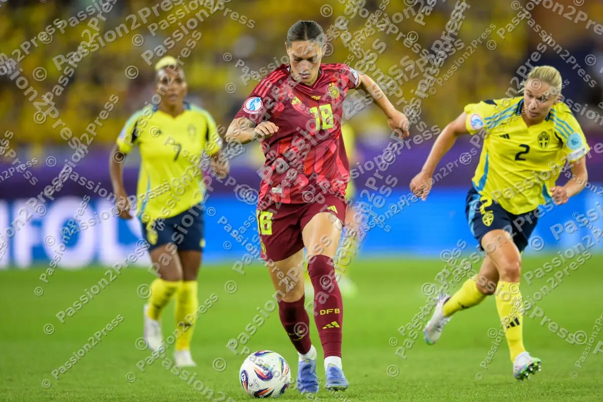 SWEGER_20250712_2487