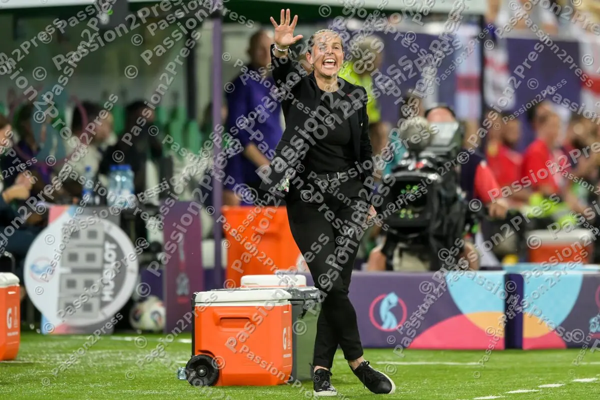 ENGWAL_20250713_1576