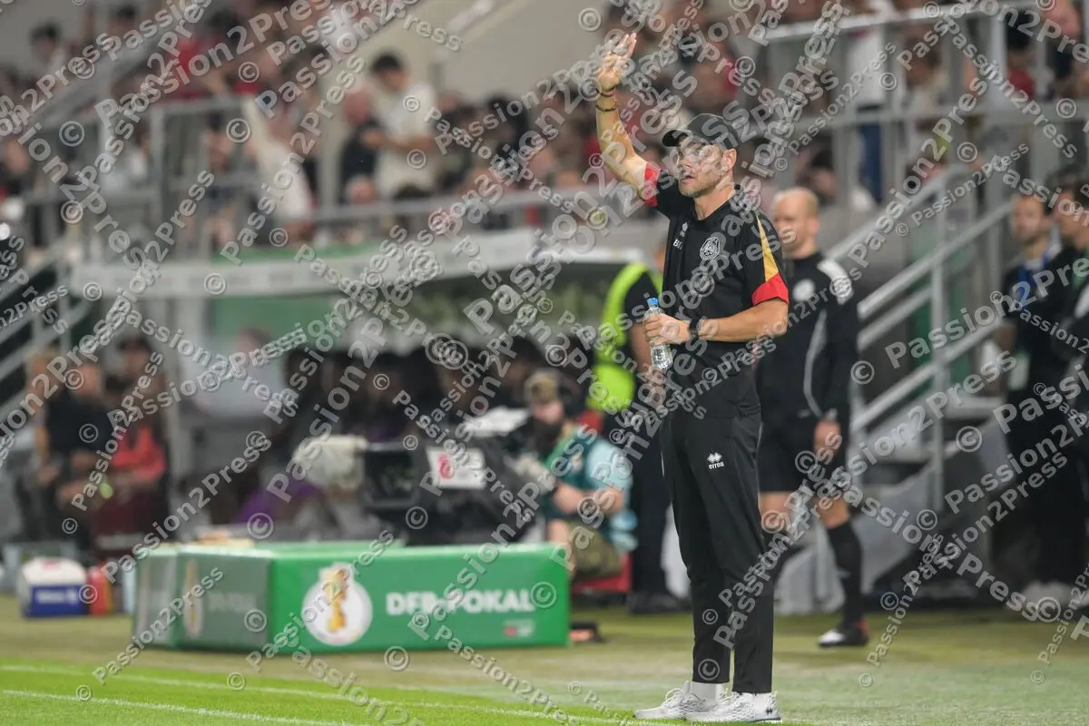 20250817 SV Wehen Wiesbaden - FC Bayern München
