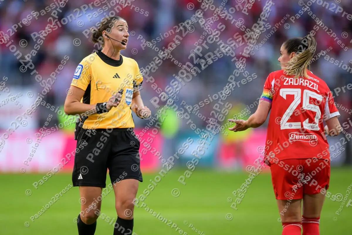 FCBFB04_20250906_1768