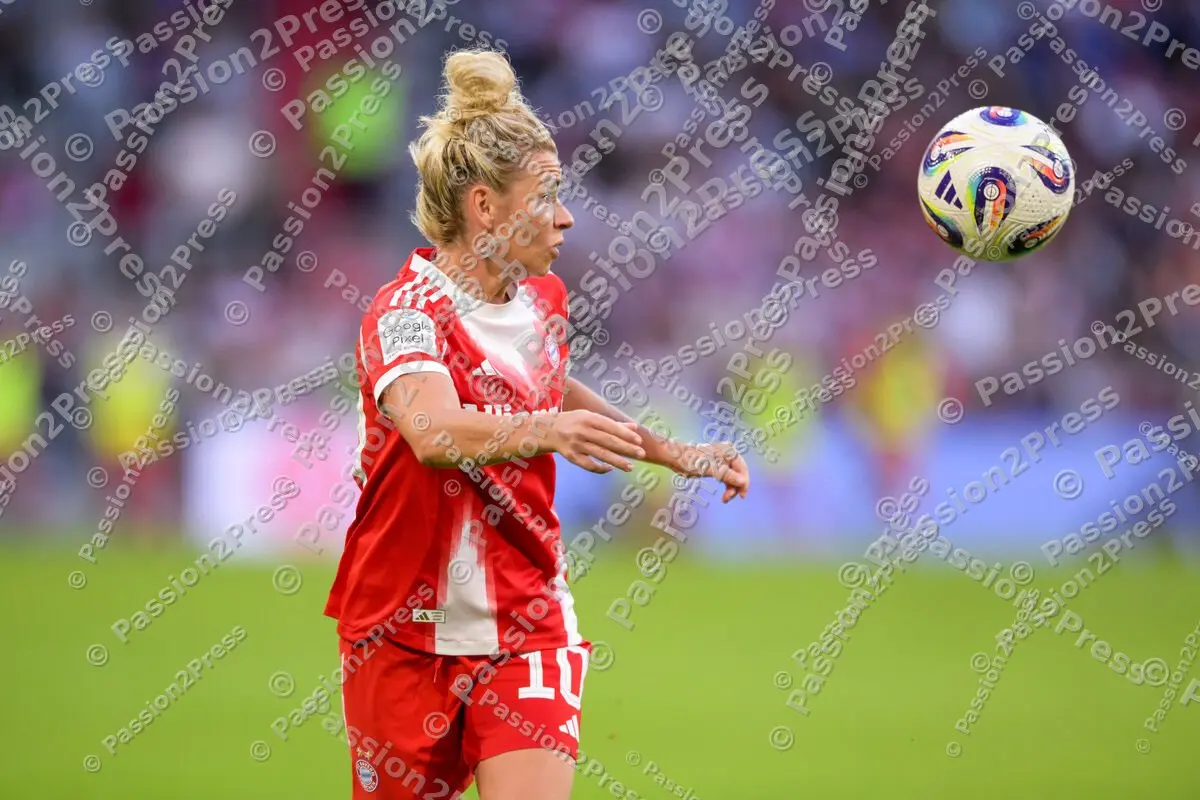 FCBFB04_20250906_2273