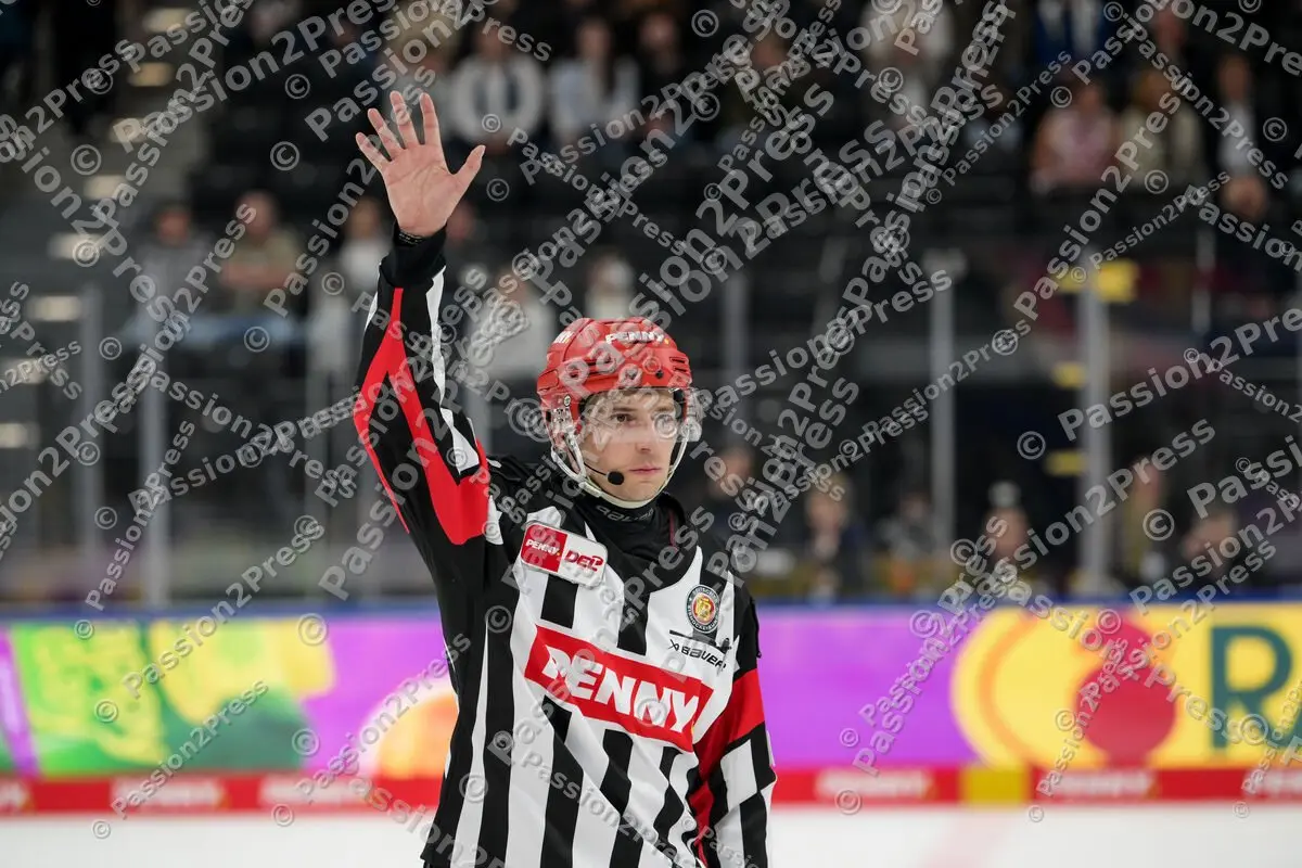 20250914 EHC Red Bull München - Bremerhaven Pinguins