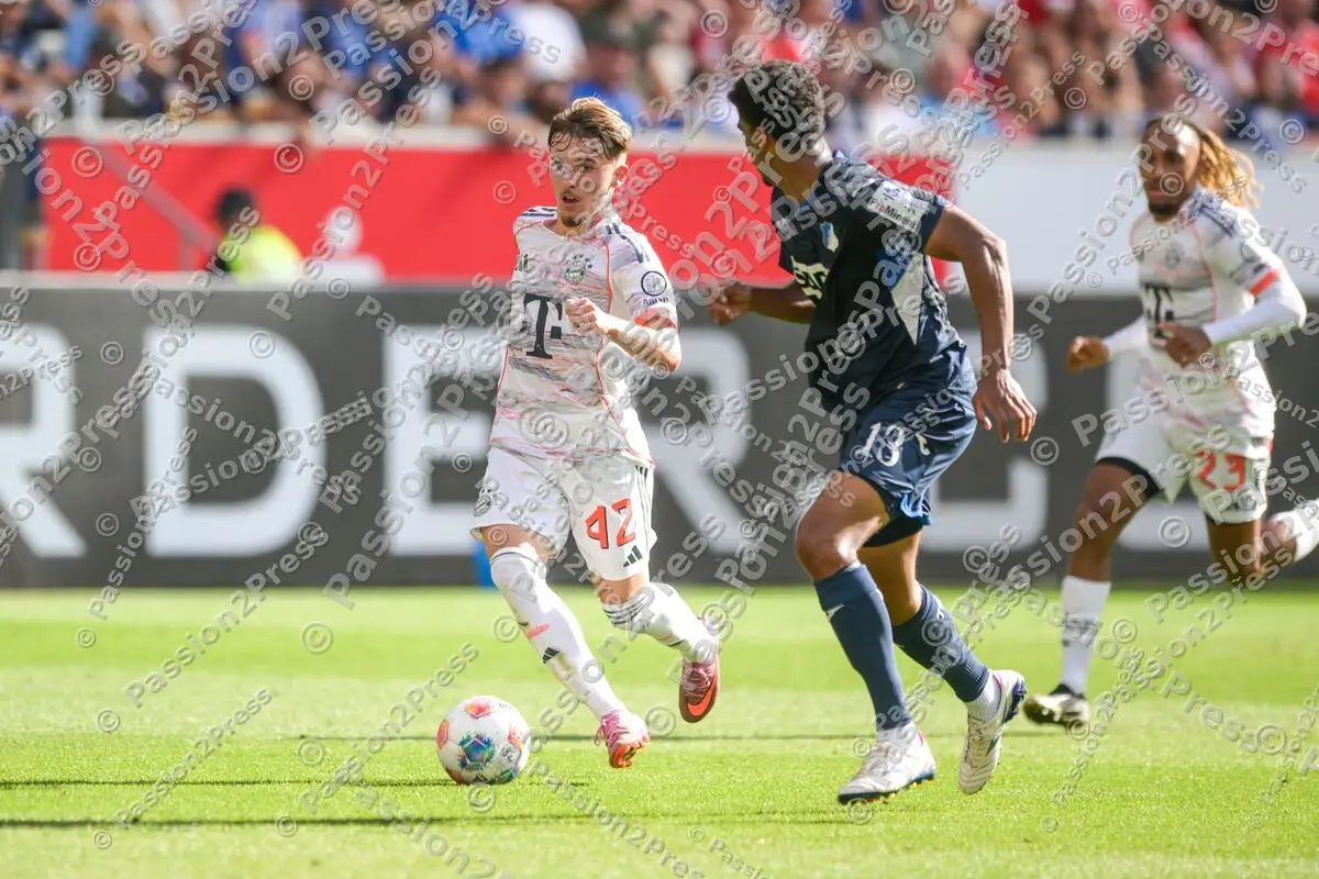 TSGFCB_20250920_1468