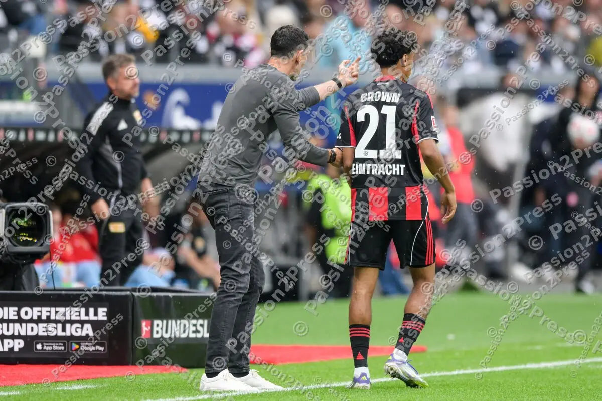 SGEUBER_20250921_1104