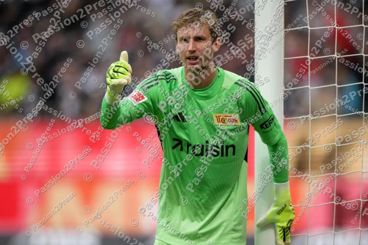 SGEUBER_20250921_1684