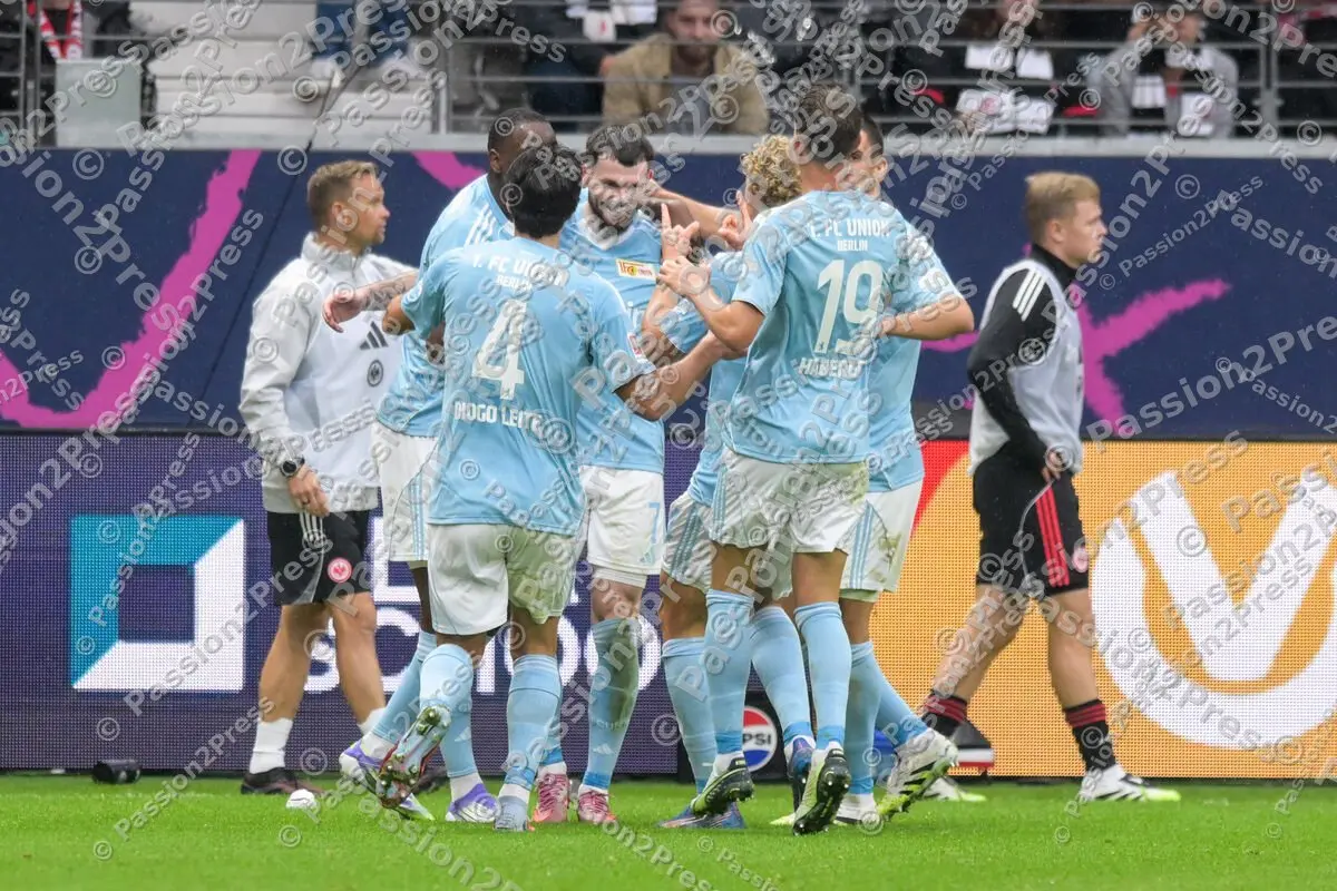 SGEUBER_20250921_2065