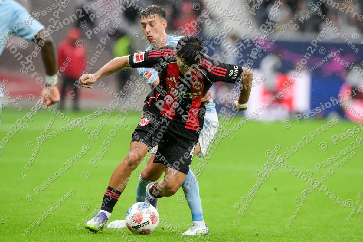 SGEUBER_20250921_2356