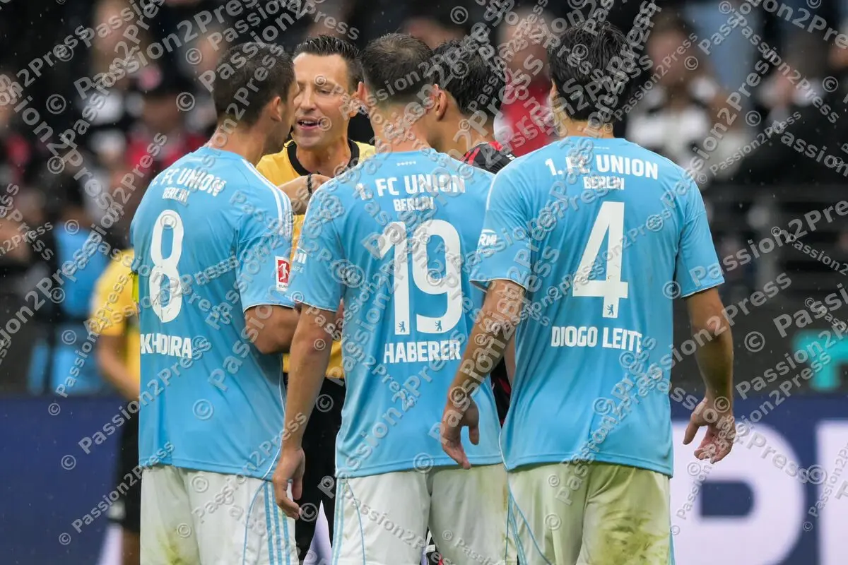 SGEUBER_20250921_2561