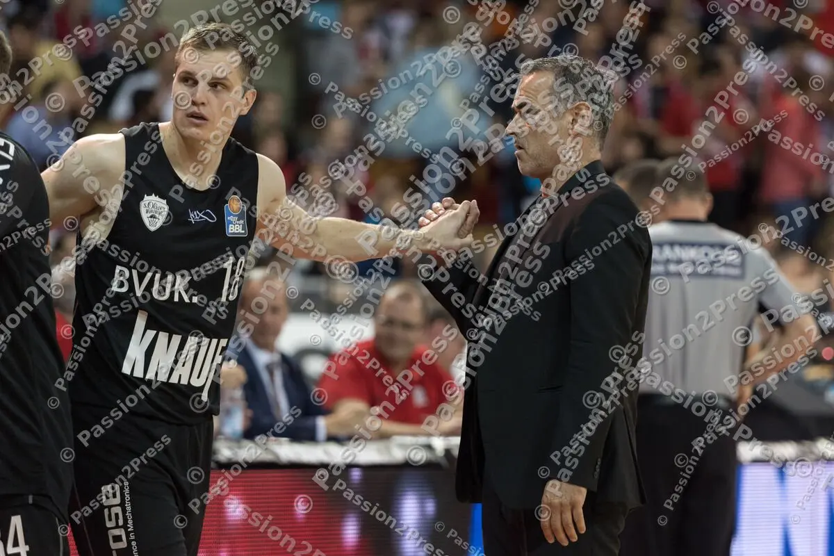 mf_FCBBSOW_20171013_0017