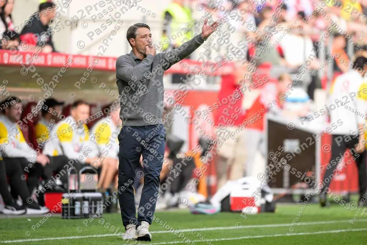 FSVBVB_20250927_0895