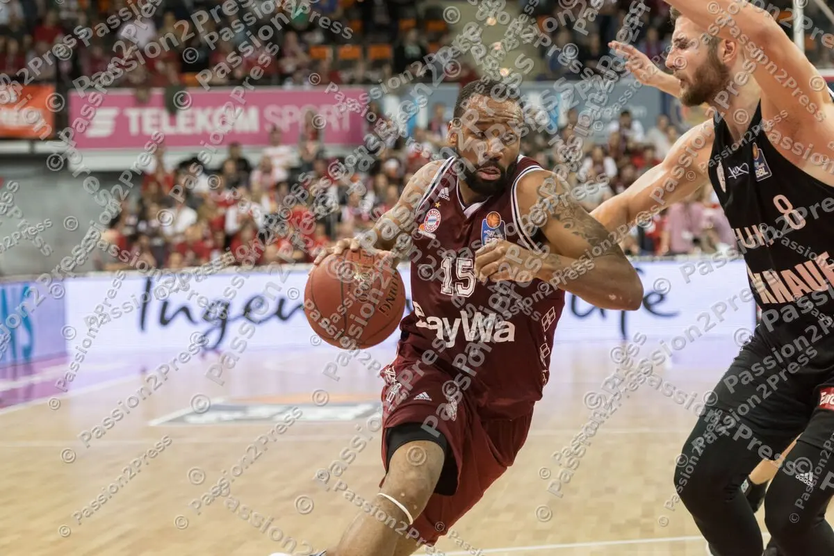 mf_FCBBSOW_20171013_0601