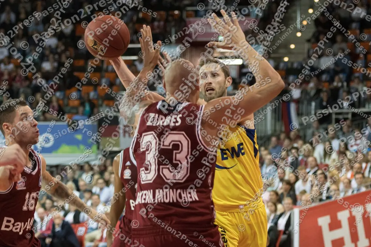 mf_FCBBOLD_20171015_0053