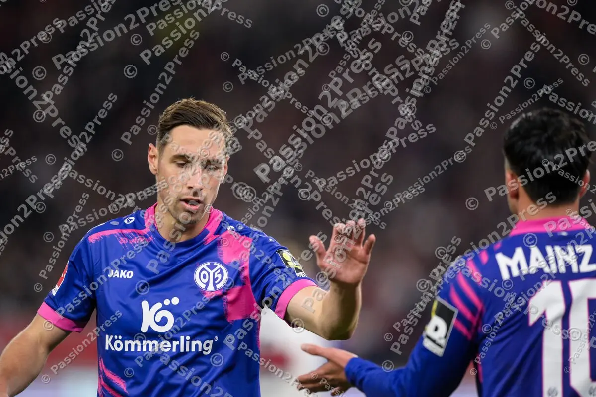 VFBM05_20251026_1622