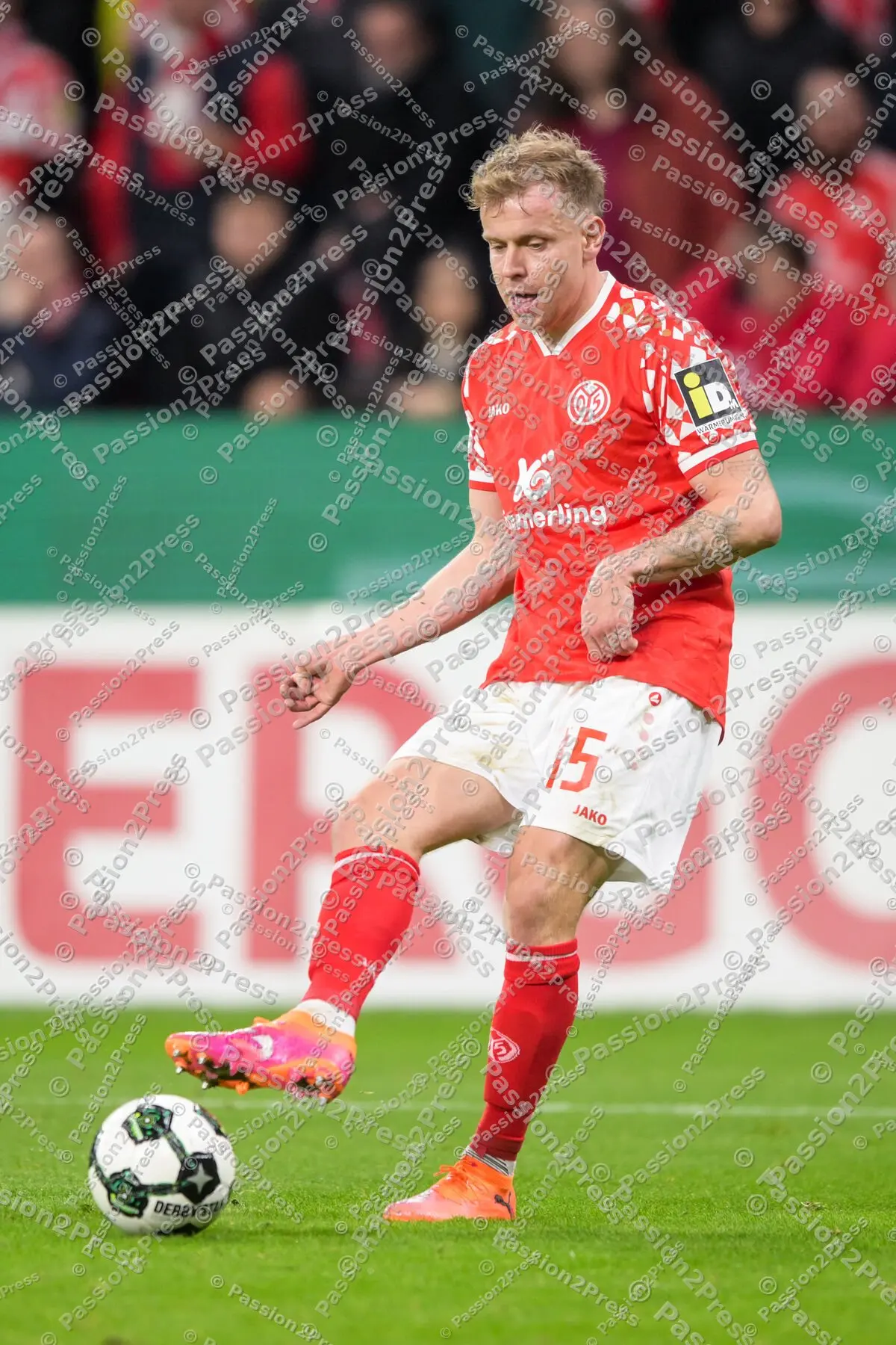 M05VFB_20251029_2001