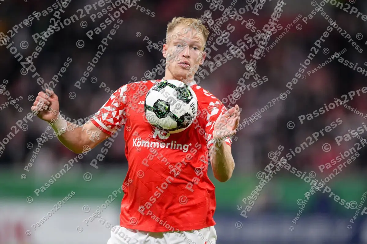M05VFB_20251029_2329
