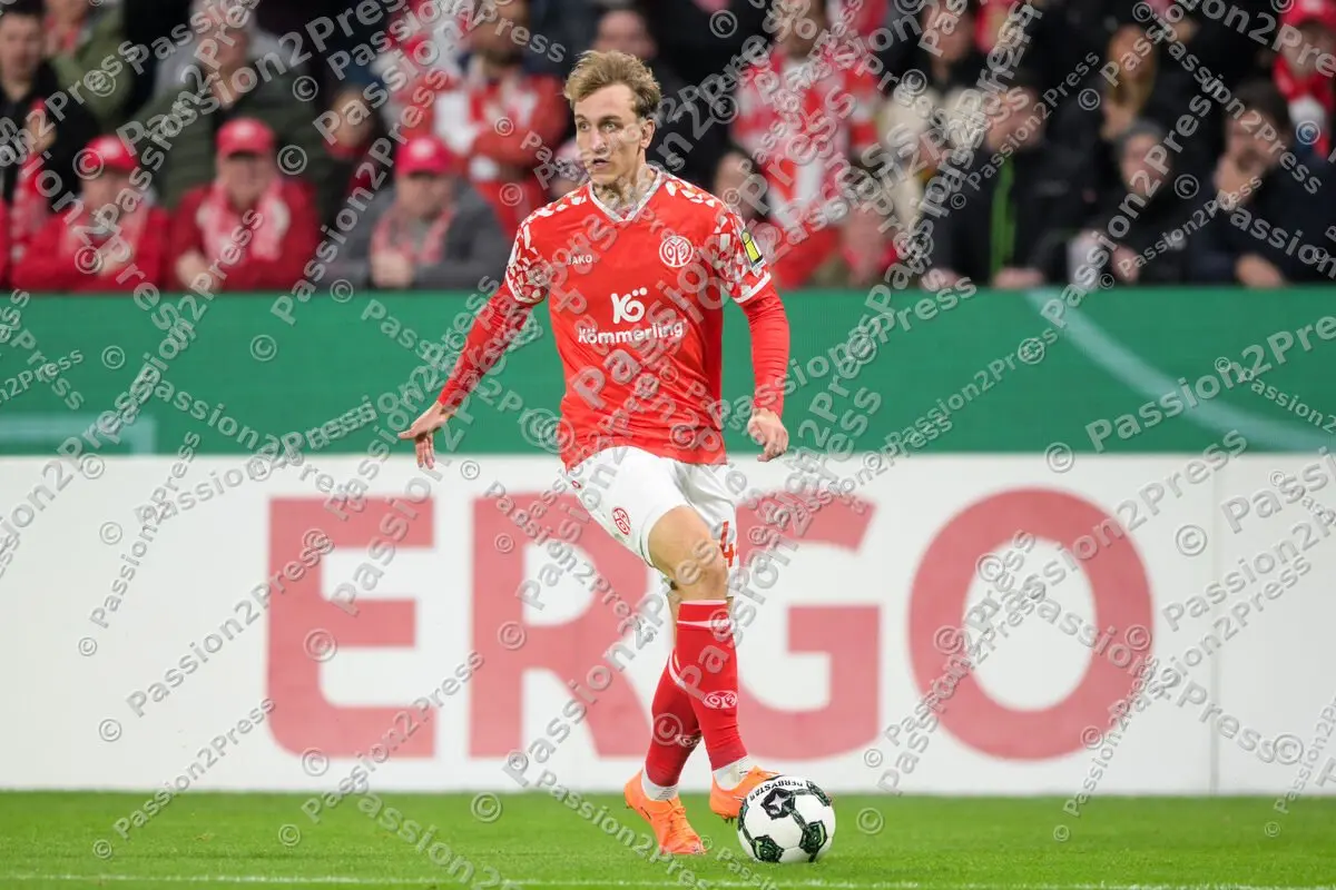 M05VFB_20251029_2572
