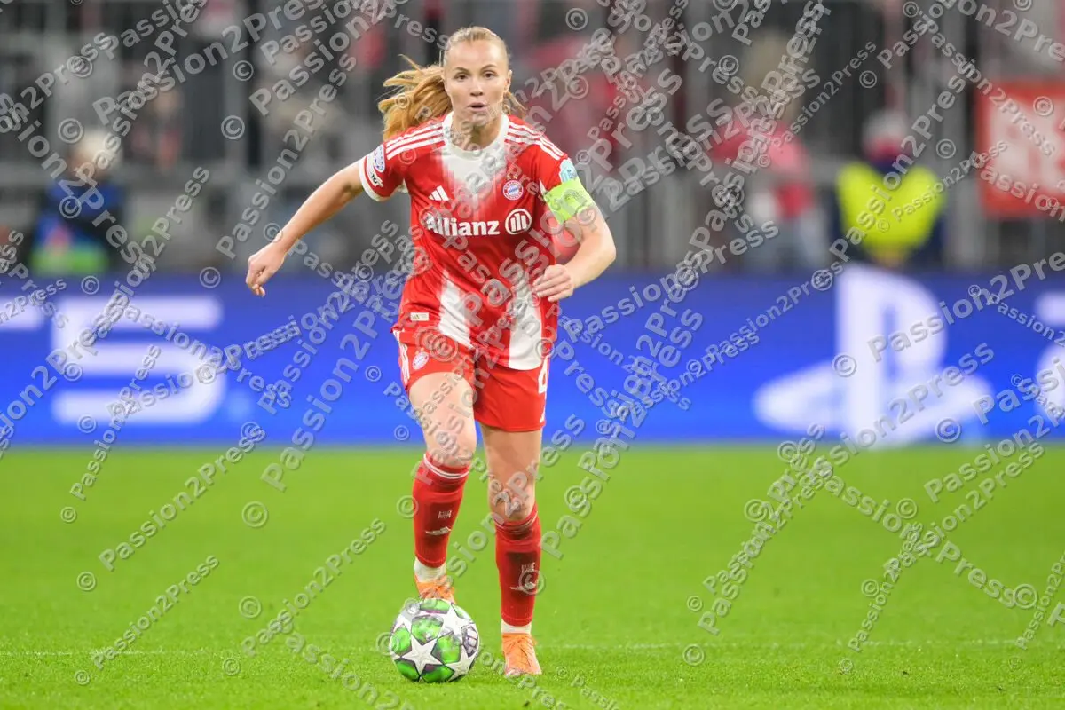 FCBFWFCA_20251112_1756