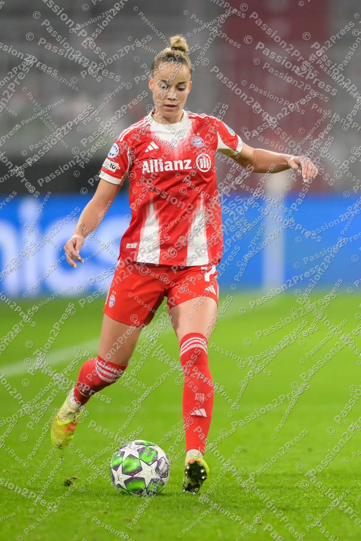 FCBFWFCA_20251112_1843