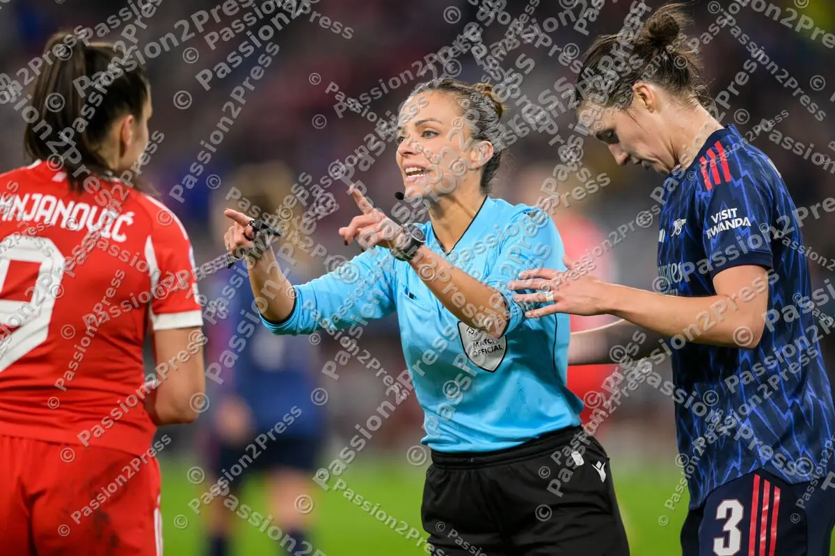 FCBFWFCA_20251112_1931