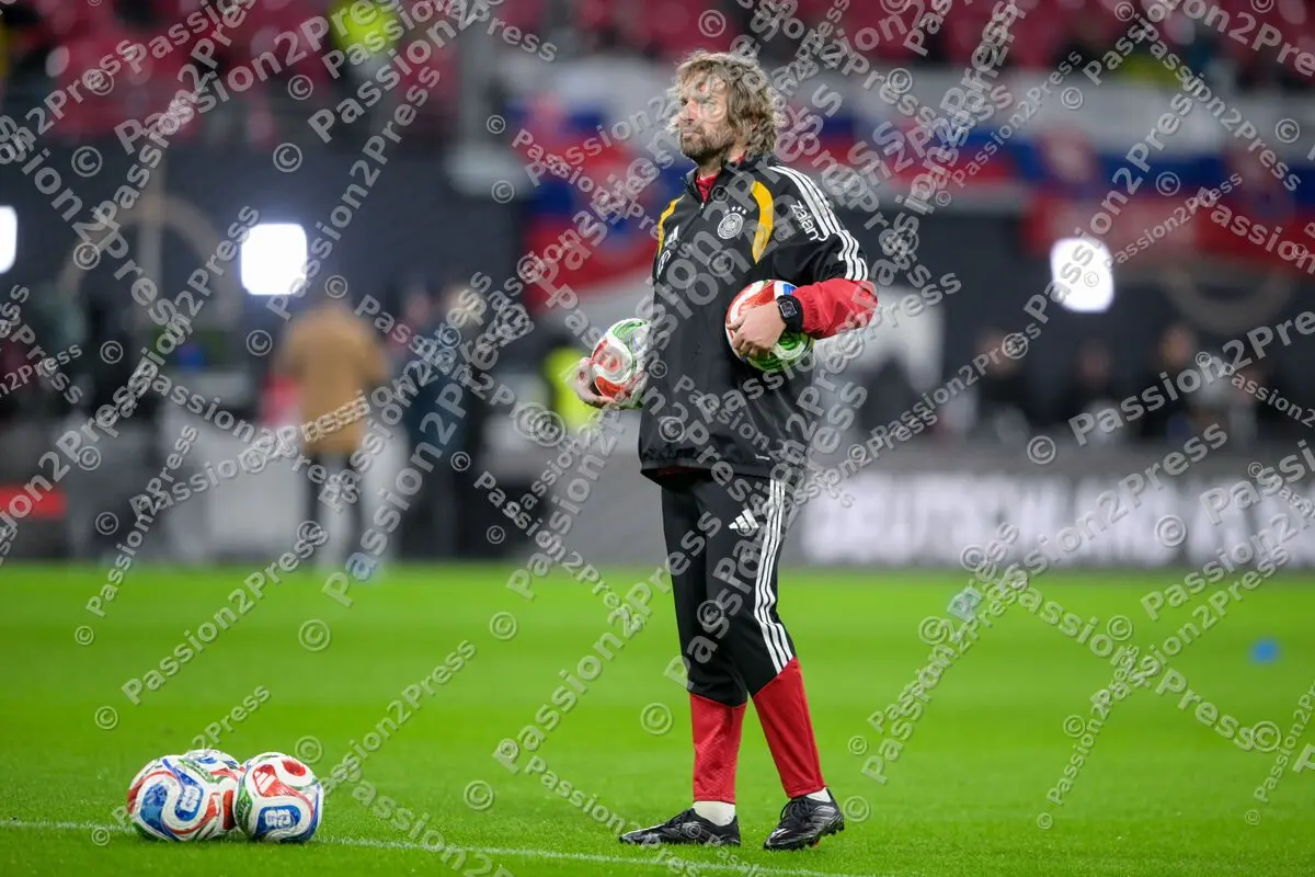 DFBSVK_20251117_0035