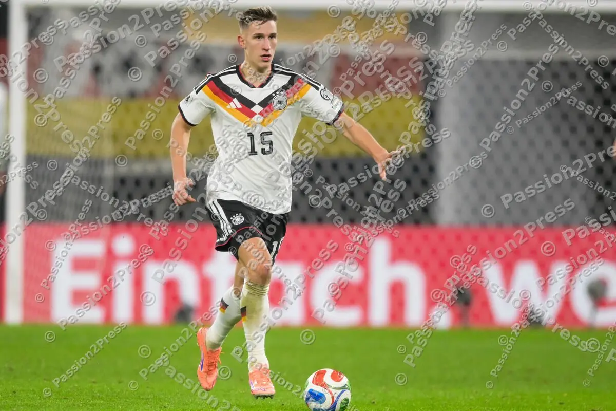 DFBSVK_20251117_2473