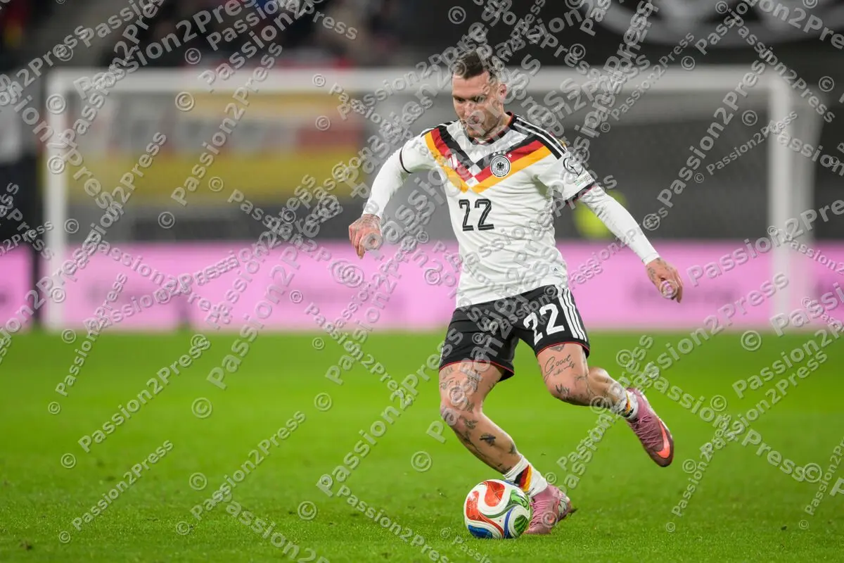 DFBSVK_20251117_2736