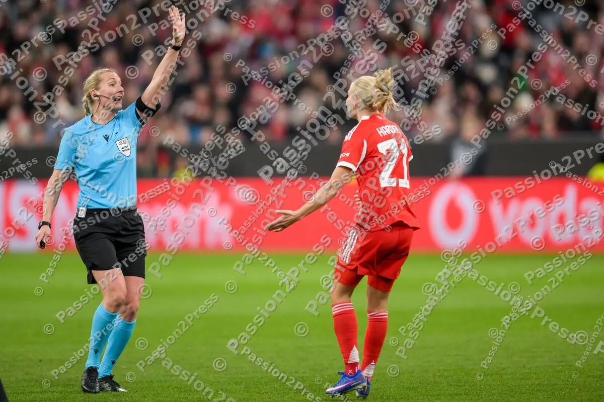 FCBFMANU_20260401_2990