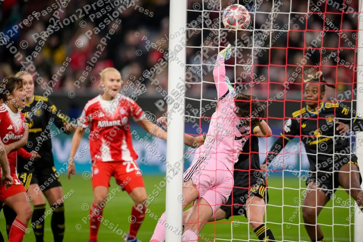 FCBFMANU_20260401_3107