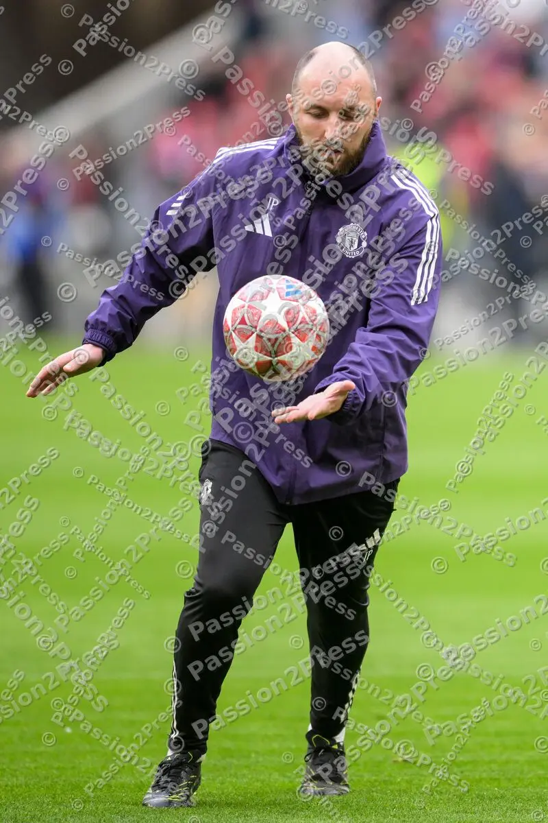 FCBFMANU_20260401_0154