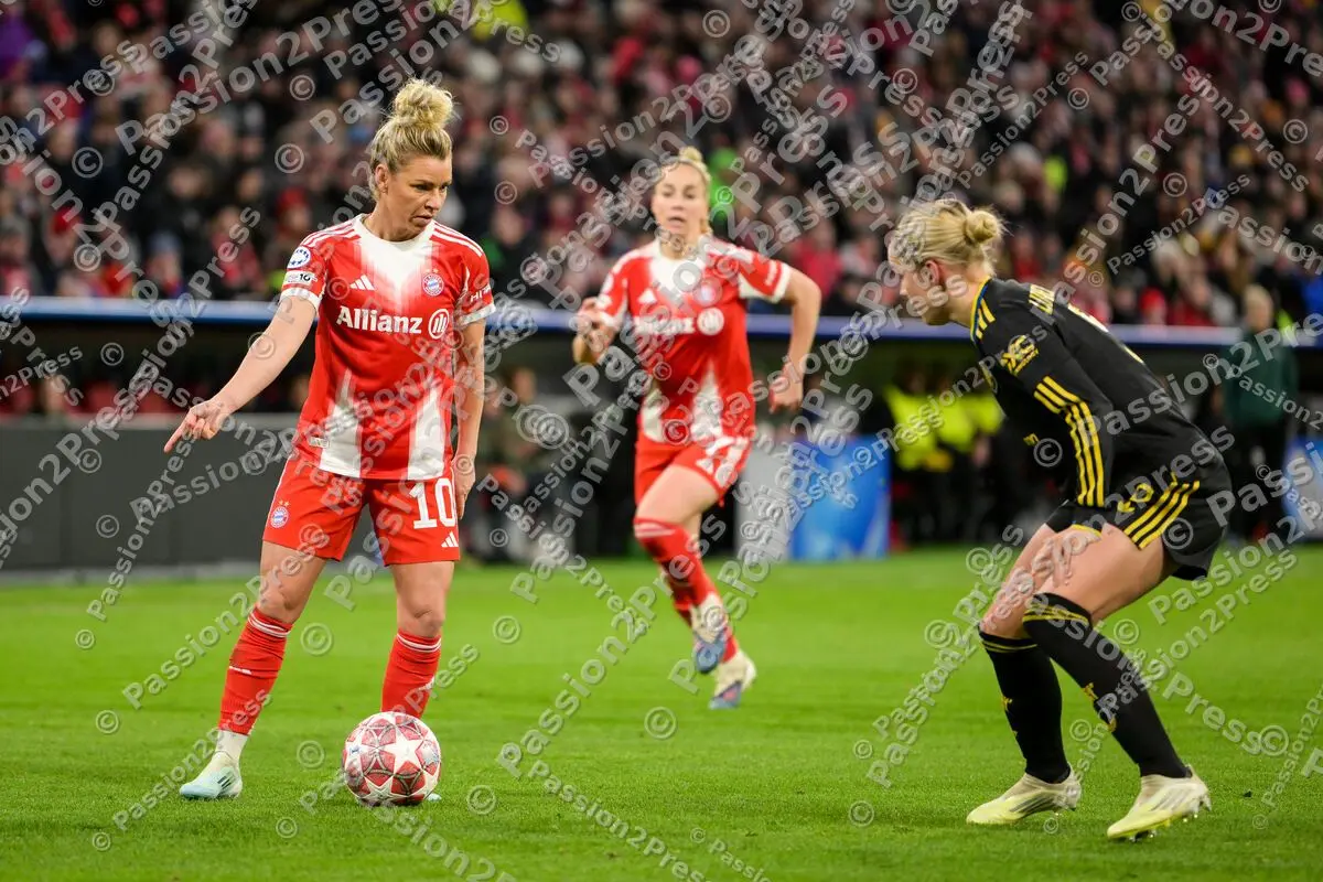 FCBFMANU_20260401_2074