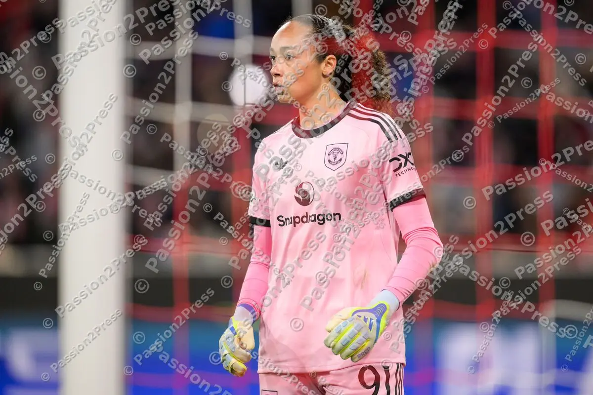 FCBFMANU_20260401_2290