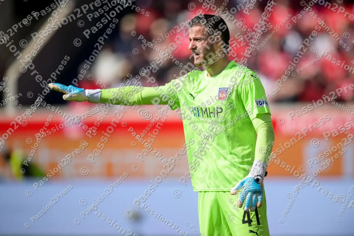 HDHUBER_20260411_0883