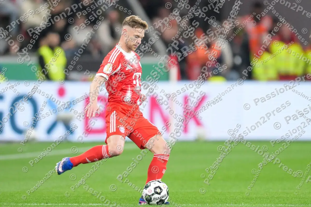 B04FCB_20260422_0972